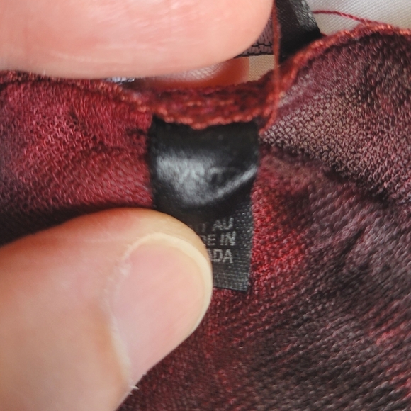 2/$40 🍩 Vintage Le Château Asymmetrical Sheer Top - Picture 7 of 10